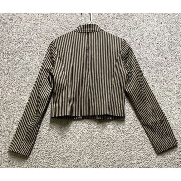 Isaac Mizrahi  Size Small Gray Striped Cropped Blazer Jacket - Picture 2 of 9